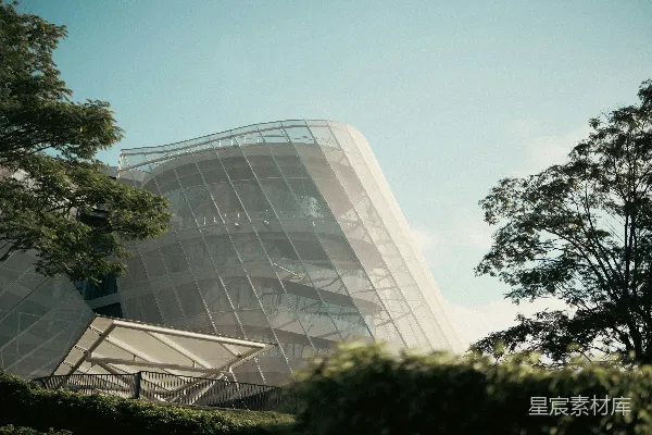 高清摄影 现代玻璃建筑与自然的和谐共存