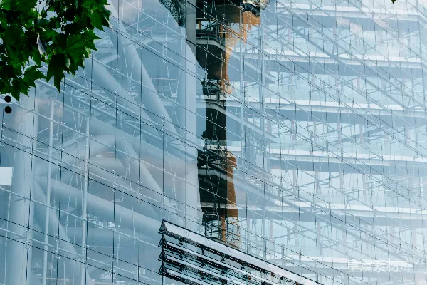 高清摄影 现代玻璃建筑与自然的和谐