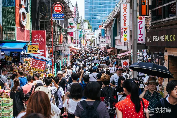 高清摄影 东京原宿街道的繁忙景象