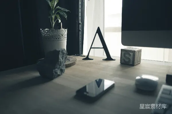高清摄影 简约办公桌一角