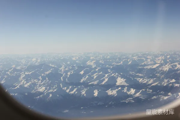 高清摄影 雪山俯瞰