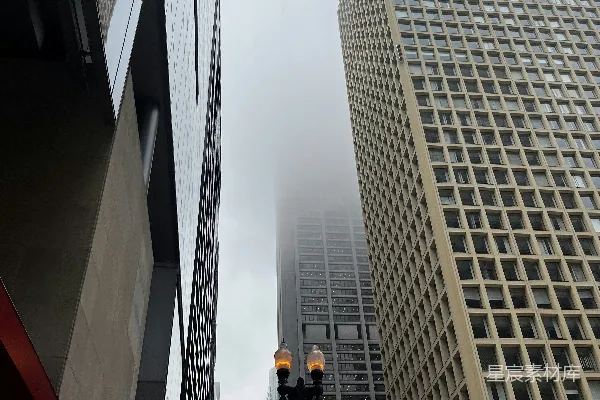 高清摄影 雾中摩天大楼