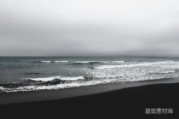 高清摄影 雾蒙蒙的海滩