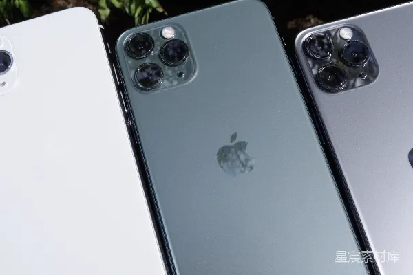 高清摄影 iPhone 12 Pro Max多彩后置摄像头