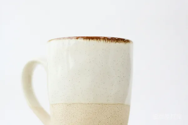 高清摄影 简约咖啡杯与碟
