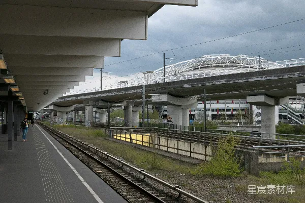 高清摄影 城市铁路站台