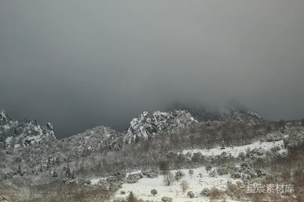 高清摄影 冬日山间雪景