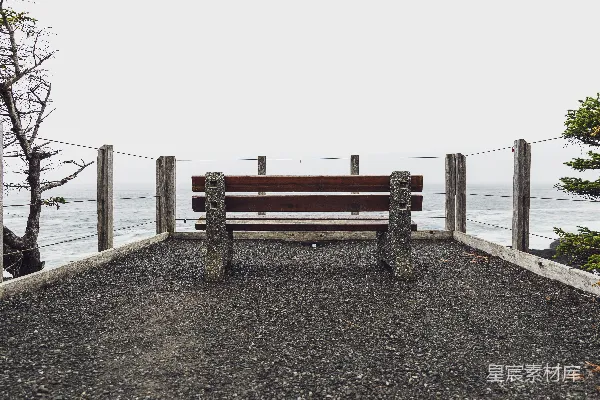 高清摄影 海边的独椅