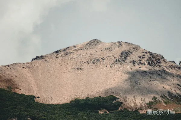 高清摄影 山巅的宁静