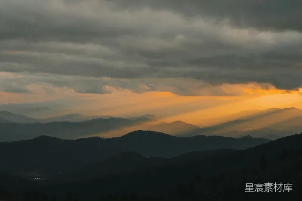 高清摄影 日落时的山峦