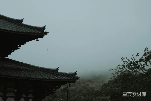 高清摄影 雾中的古寺