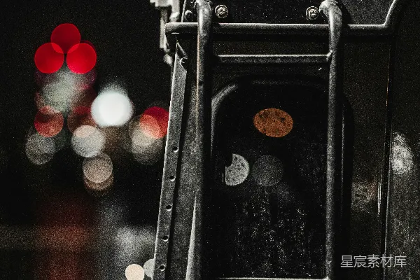 高清摄影 夜色中的复古相机