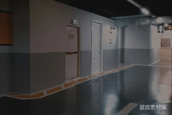 高清摄影 地下停车场的出口标志