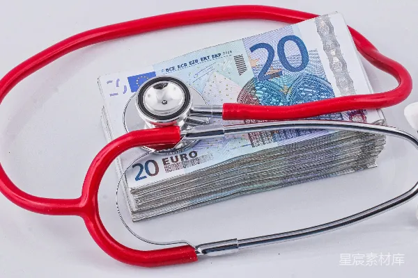 高清摄影 医疗费用与听诊器