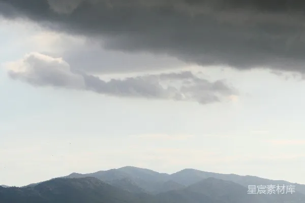 高清摄影 雨后山景