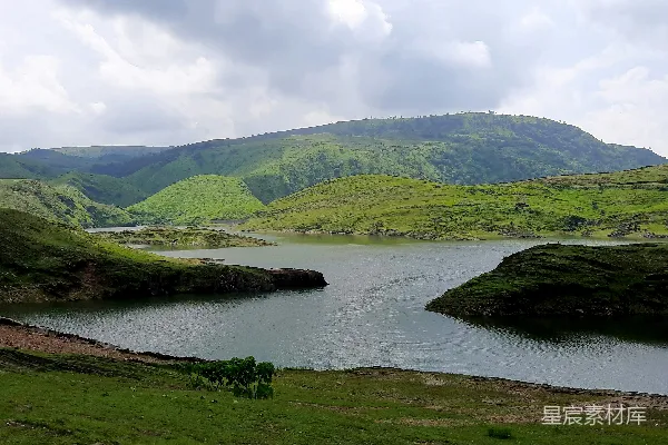 高清摄影 湖光山色的宁静美景