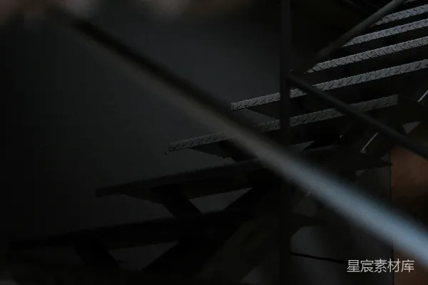 高清摄影 楼梯上的阴影