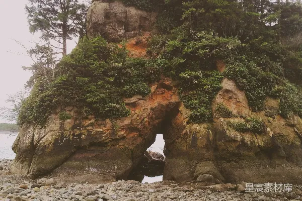 高清摄影 海边的自然拱门