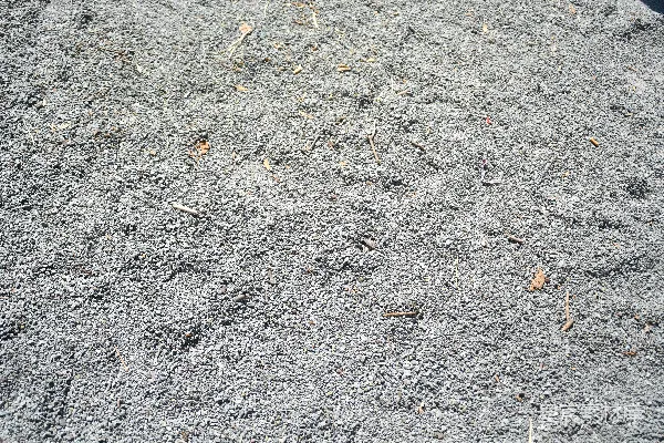 高清摄影 未铺设的碎石地面