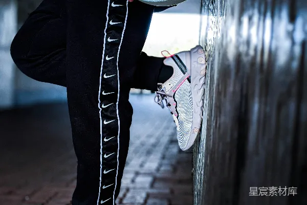 高清摄影 街头篮球：微笑篮球与NIKE穿搭