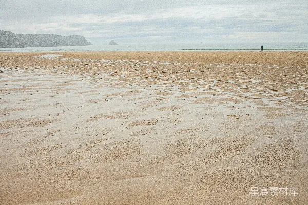 高清摄影 潮退后的海滩