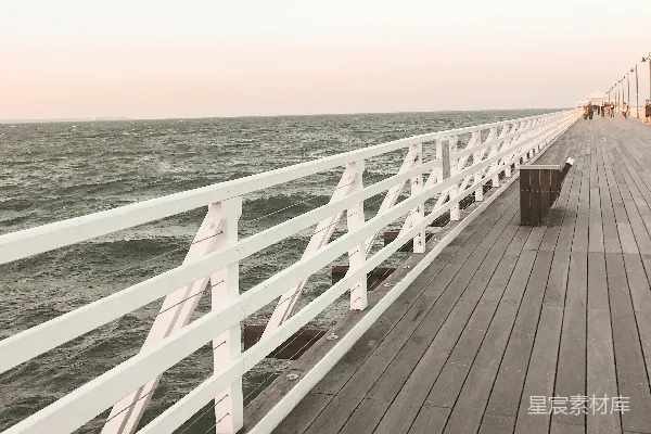 高清摄影 黄昏时分的码头