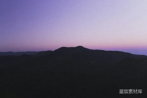 高清摄影 日落时分的山峦剪影