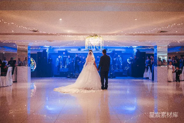 高清摄影 婚礼殿堂的首舞
