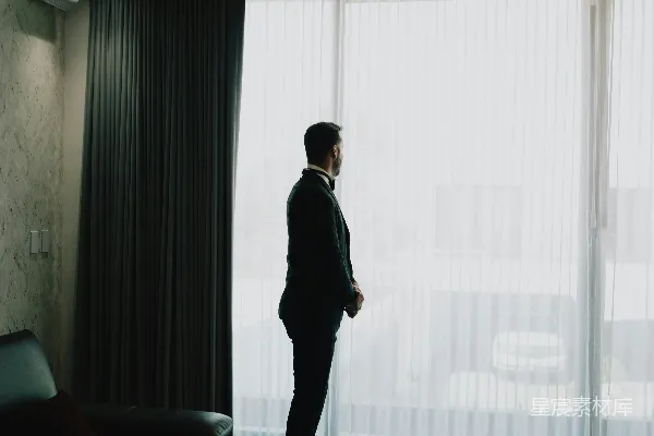 高清摄影 晨光中的绅士