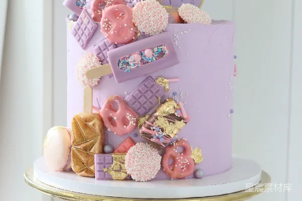 高清摄影 紫色巧克力主题生日蛋糕