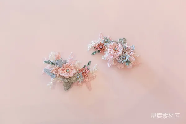 高清摄影 精致刺绣花朵装饰