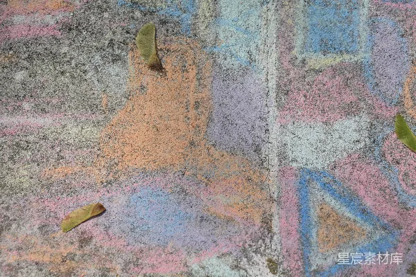 高清摄影 粉笔涂鸦的地面