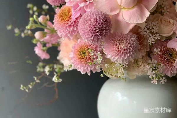 高清摄影 粉色花束优雅插花