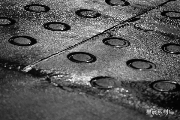 高清摄影 雨后斑驳的金属纹理