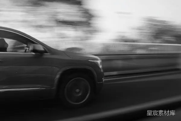 高清摄影 疾驰的汽车