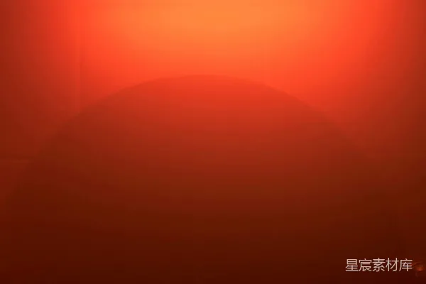高清摄影 红色光芒中的走廊