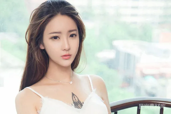 高清摄影 优雅女性白裙写真