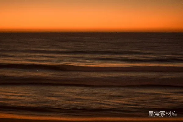 高清摄影 黄昏海景的动态线条