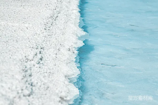 高清摄影 雪与湖的交界