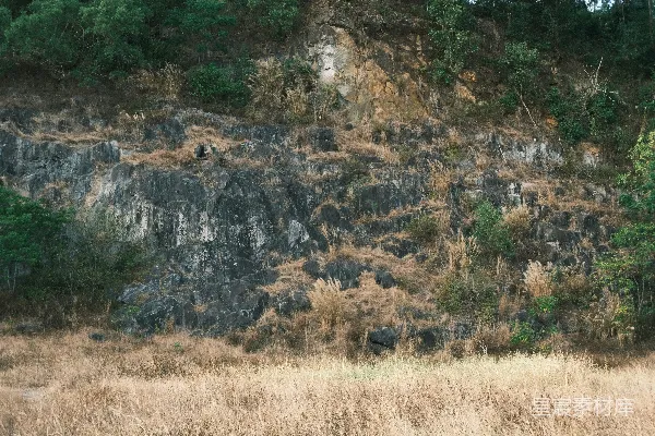 高清摄影 荒芜的岩石山坡