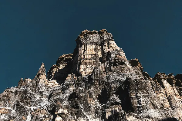高清摄影 雄伟的山峰