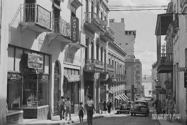 高清摄影 老照片：1950年代的街道
