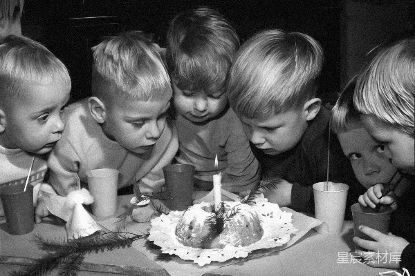 高清摄影 童年时光：孩子们庆祝生日