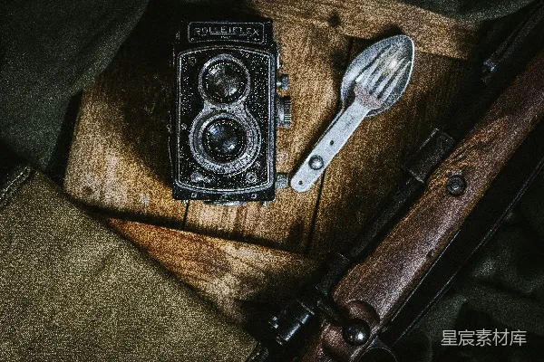 高清摄影 复古相机与猎枪的静物摄影