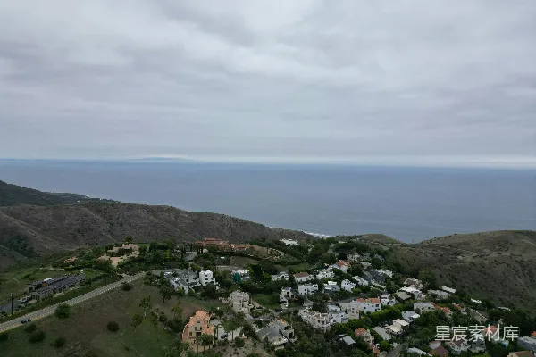 高清摄影 海岸边的小镇