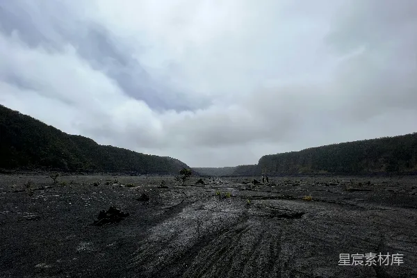 高清摄影 火山冷却后的熔岩平原