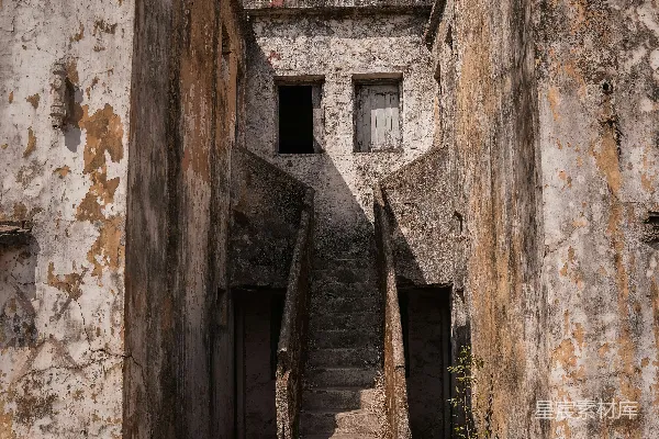 高清摄影 废弃建筑的楼梯