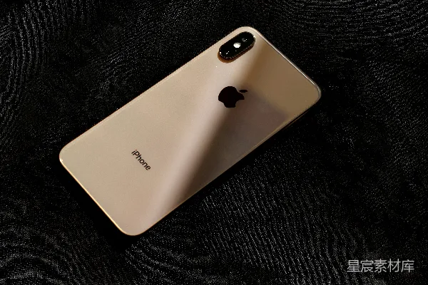 高清摄影 金色iPhone X背面特写