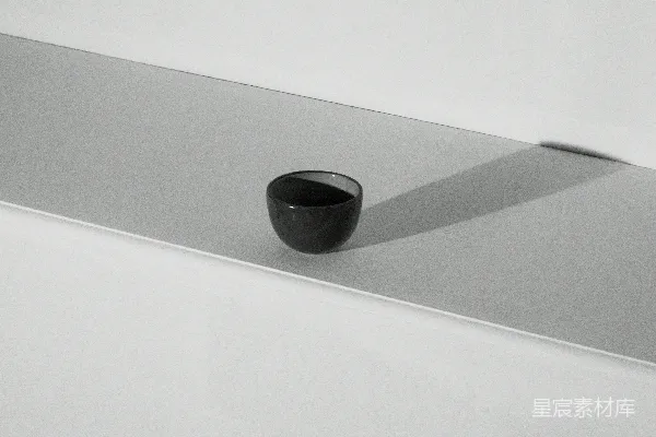 高清摄影 简约黑白的静谧角落