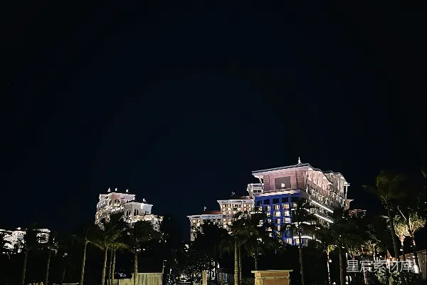 高清摄影 夜幕下的海边步道